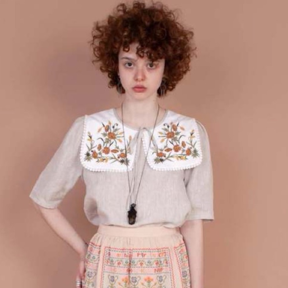 meadows Embroidered Detachable Collar Blouse - Cream